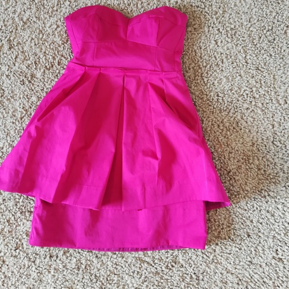 Nanette Lepore Dresses & Skirts - Nanette Lepore Magenta Strapless Mini Dress